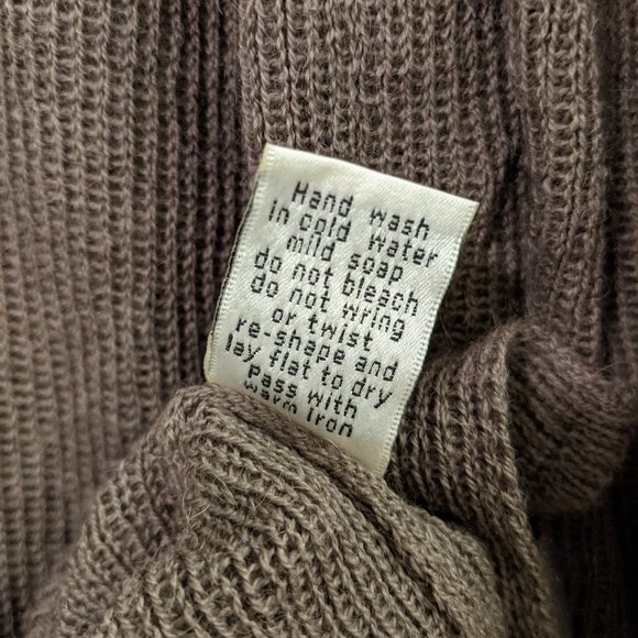Beyond Threads Baby Alpaca Sweater - Sz. M - Picture 5 of 5